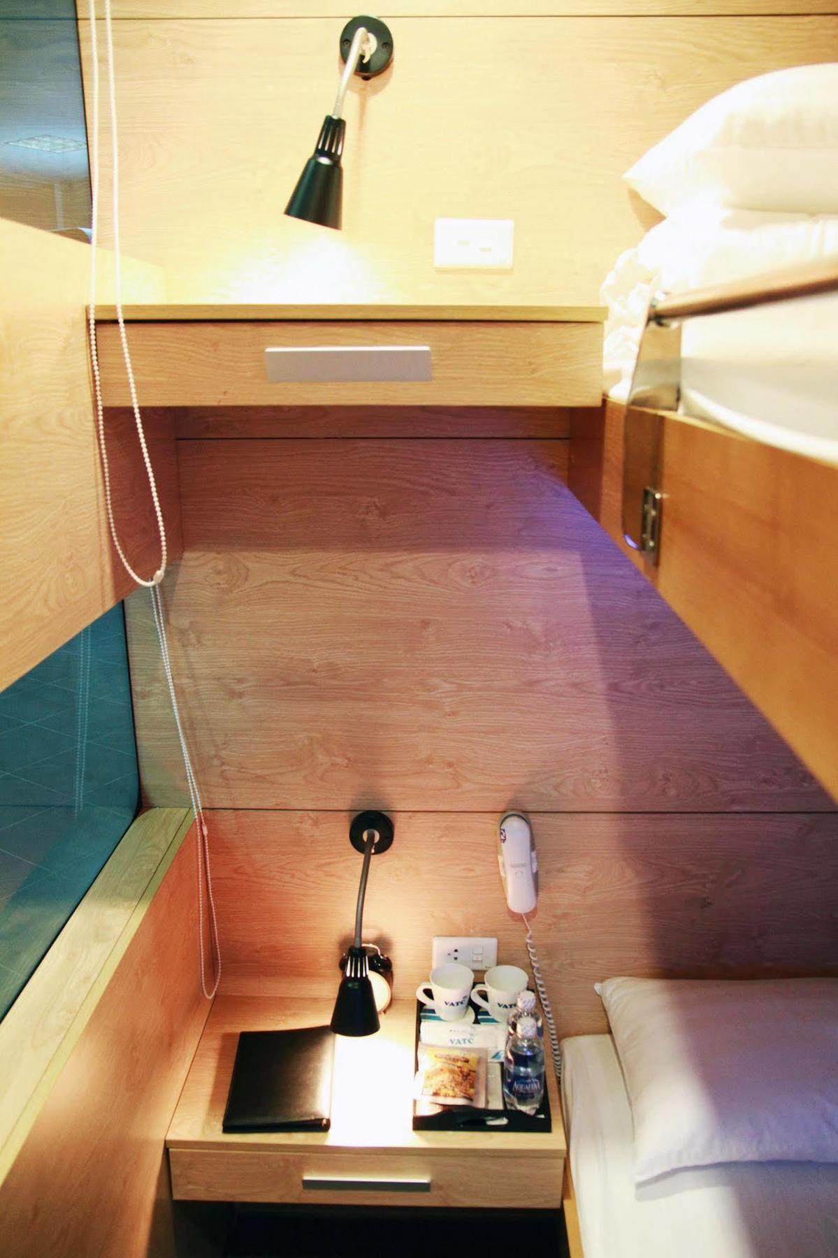 Vatc Sleep Pod Terminal 1 Noi Bai Exterior foto